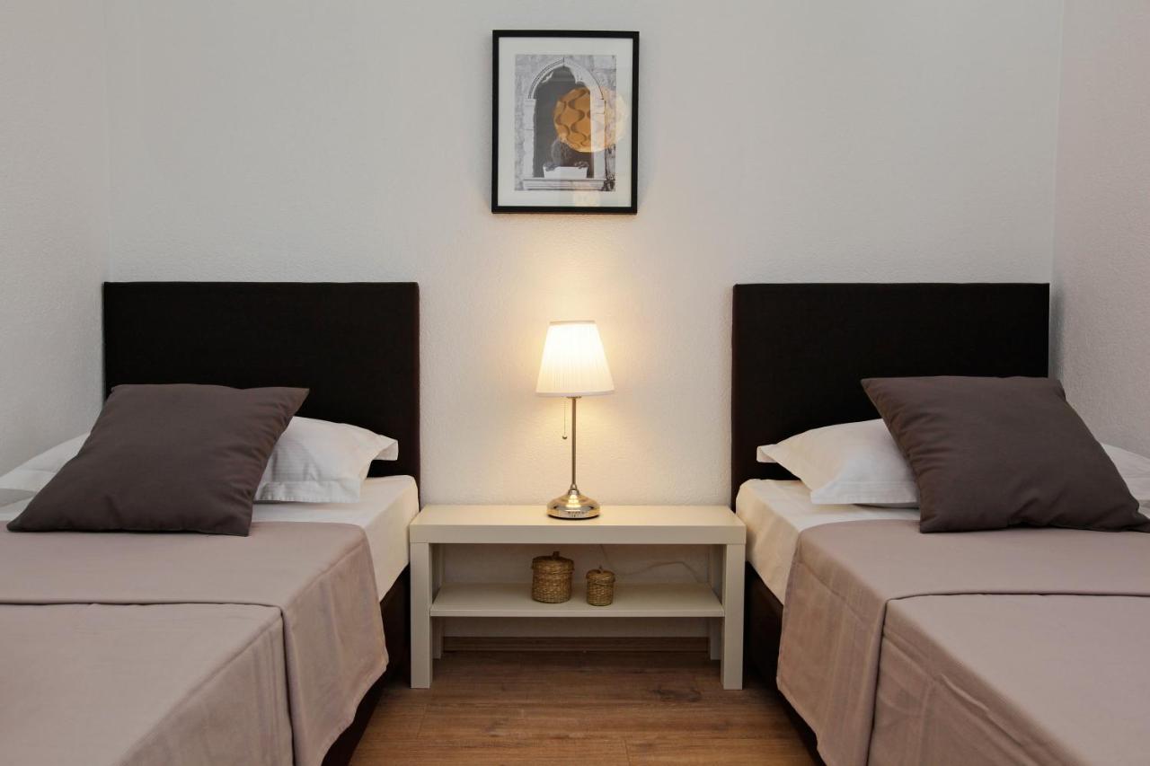 Iris Apartments Bol (Adults Only) エクステリア 写真