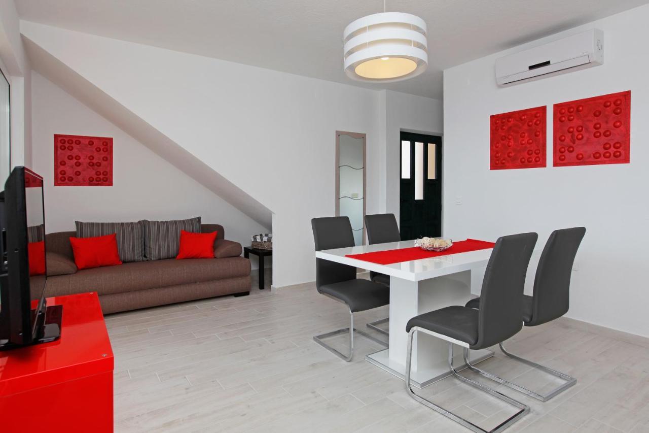 Iris Apartments Bol (Adults Only) エクステリア 写真
