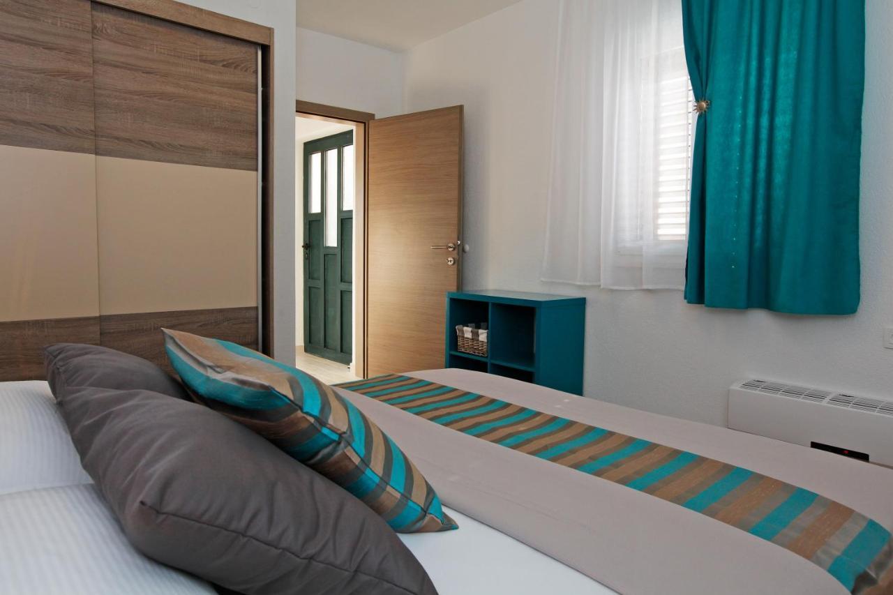 Iris Apartments Bol (Adults Only) エクステリア 写真