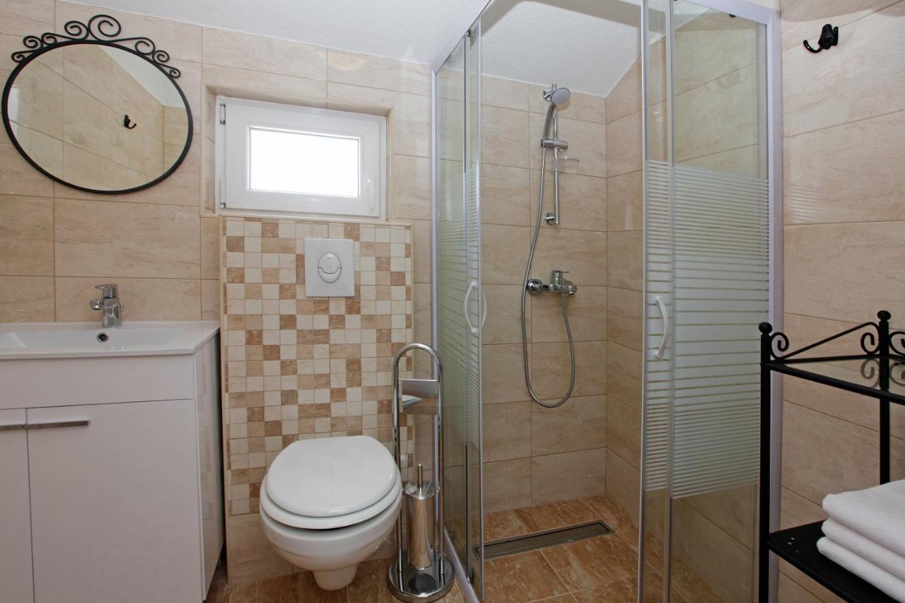 Iris Apartments Bol (Adults Only) エクステリア 写真